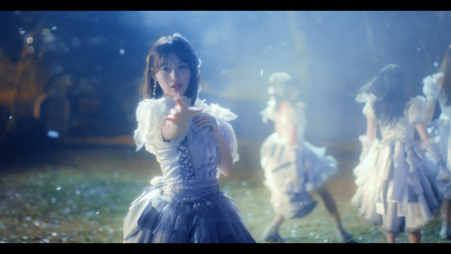 ≠ME「モブノデレラ」ミュージックビデオより。©YOANI/KING RECORDS