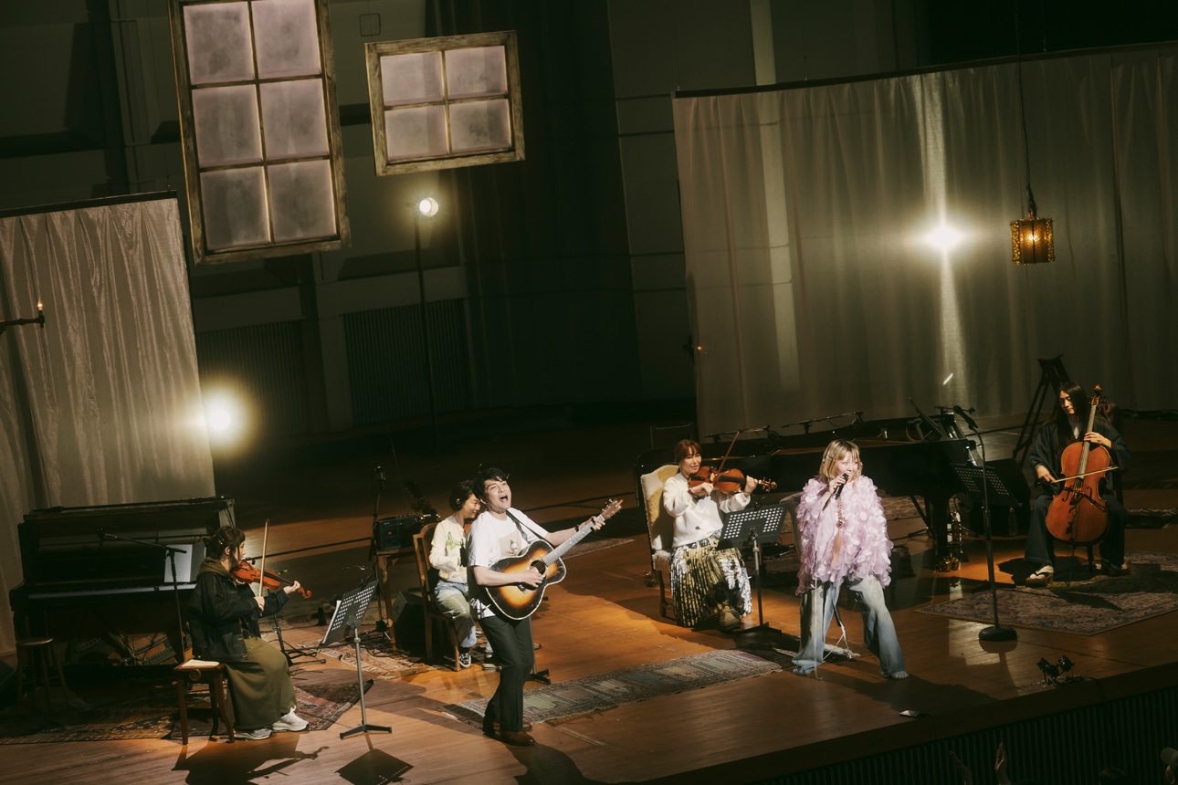 「ライブナタリー “森山直太朗 × 中村佳穂”」の様子。（撮影：鈴木友莉）