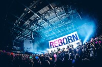 .ENDRECHERI.「REBORN」横浜BUNTAI公演の様子。（撮影：冨田味我）