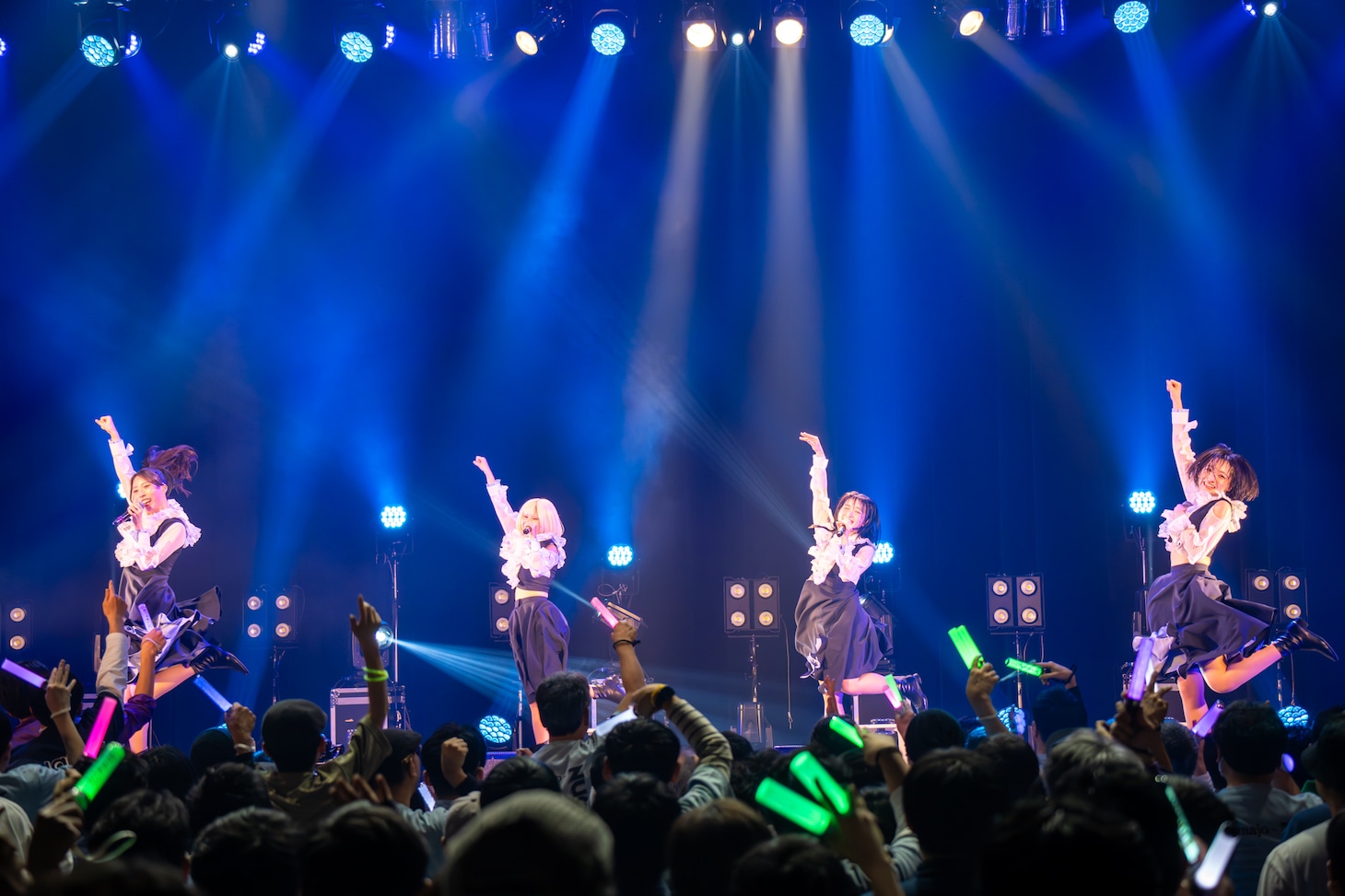 「NUANCE ONEMANLIVE -hamajo-」の様子。