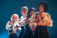 「NUANCE ONEMANLIVE -hamajo-」の様子。