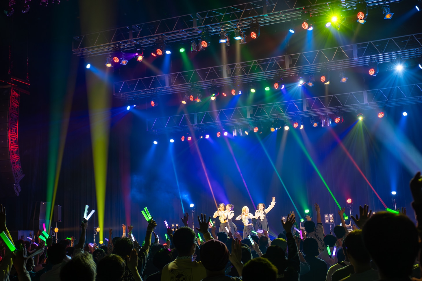 「NUANCE ONEMANLIVE -hamajo-」の様子。