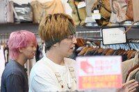 手前からタカシ、シューヤ。