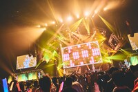 超ときめき♡宣伝部によるライブの様子。