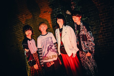 シンガーズハイ。右から2人目が内山ショート。