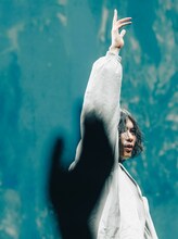 米津玄師「KENSHI YONEZU 2025 WORLD TOUR / JUNK」ニューヨーク・RADIO CITY MUSIC HALL公演の様子。（Photo by Jiro Konami）