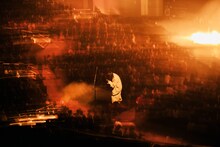 米津玄師「KENSHI YONEZU 2025 WORLD TOUR / JUNK」ロサンゼルス・YOUTUBE THEATER公演の様子。（Photo by Jiro Konami）