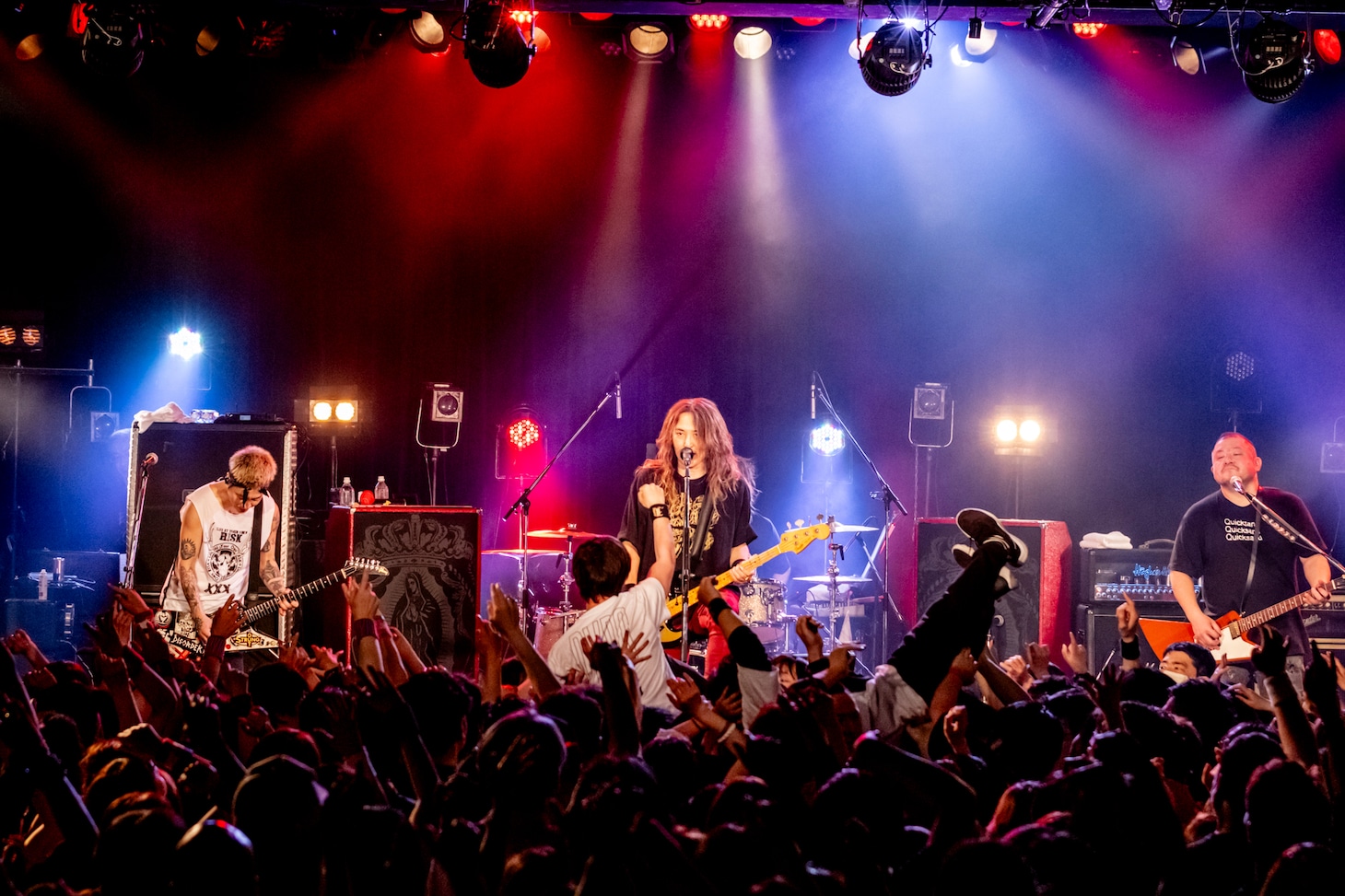 「BLAZING DAYS」LIQUIDROOM公演の様子。