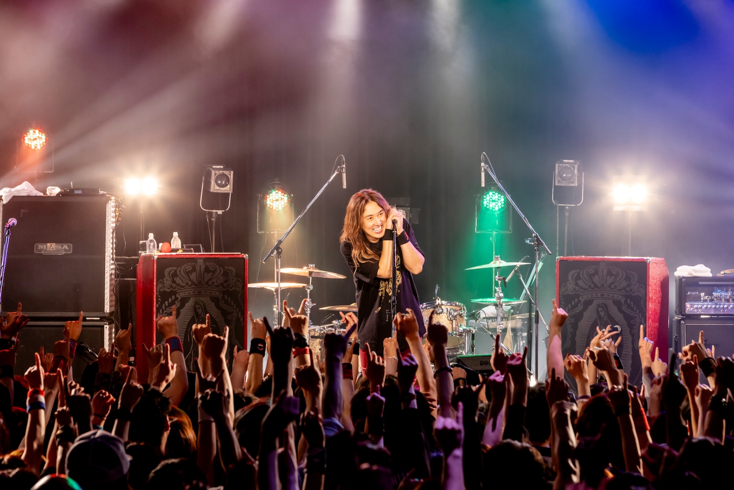 「BLAZING DAYS」LIQUIDROOM公演の様子。