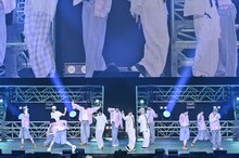 &TEAMとFANTASTICSメンバー。