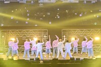 &TEAMとFANTASTICSメンバー。