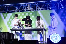 澤本夏輝による「ダンシングクッキング」のコーナー。