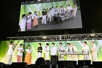 澤本夏輝による「ダンシングクッキング」の様子。