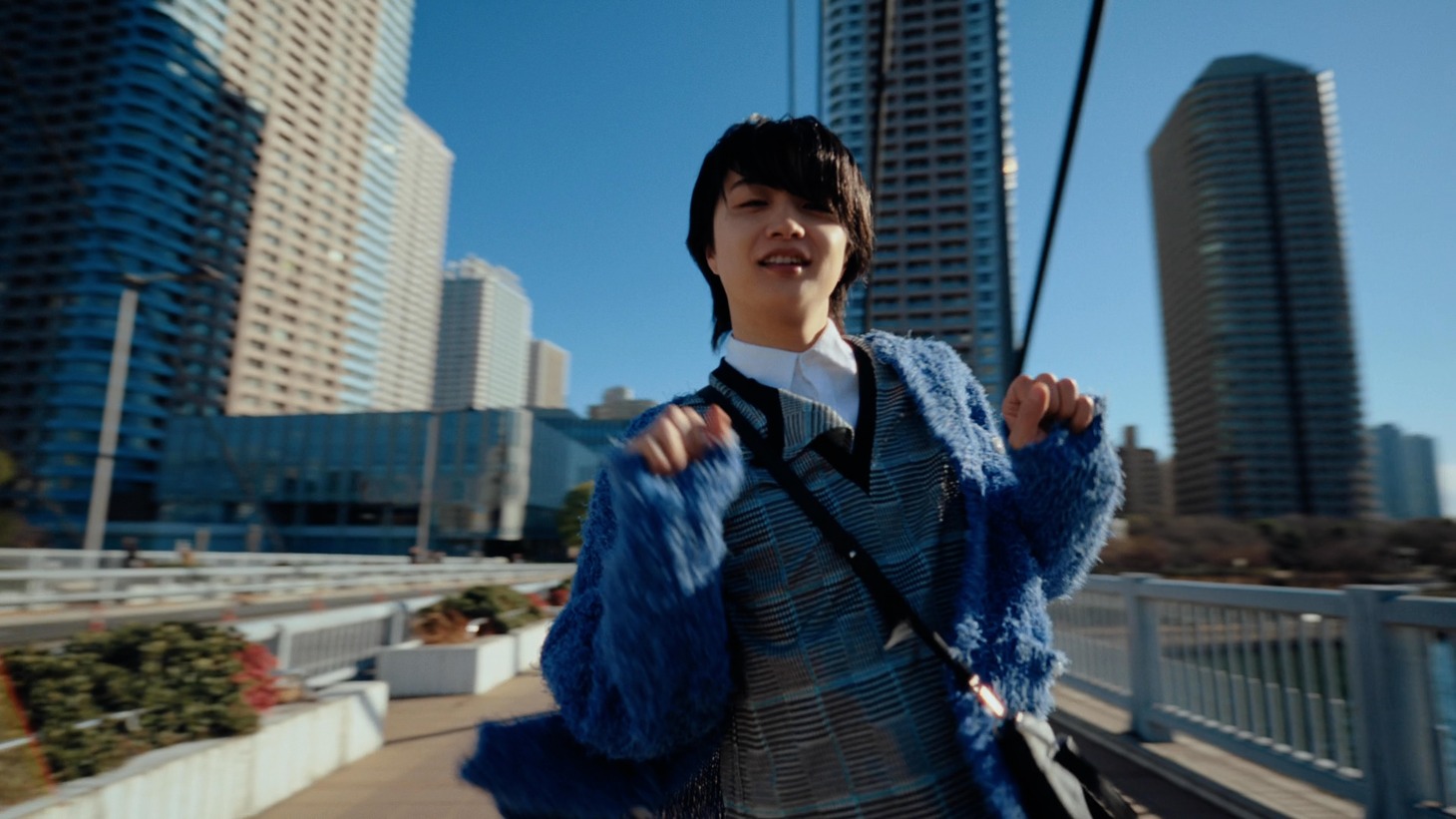 テレビCM「サン生のCM決まったよ」編より。