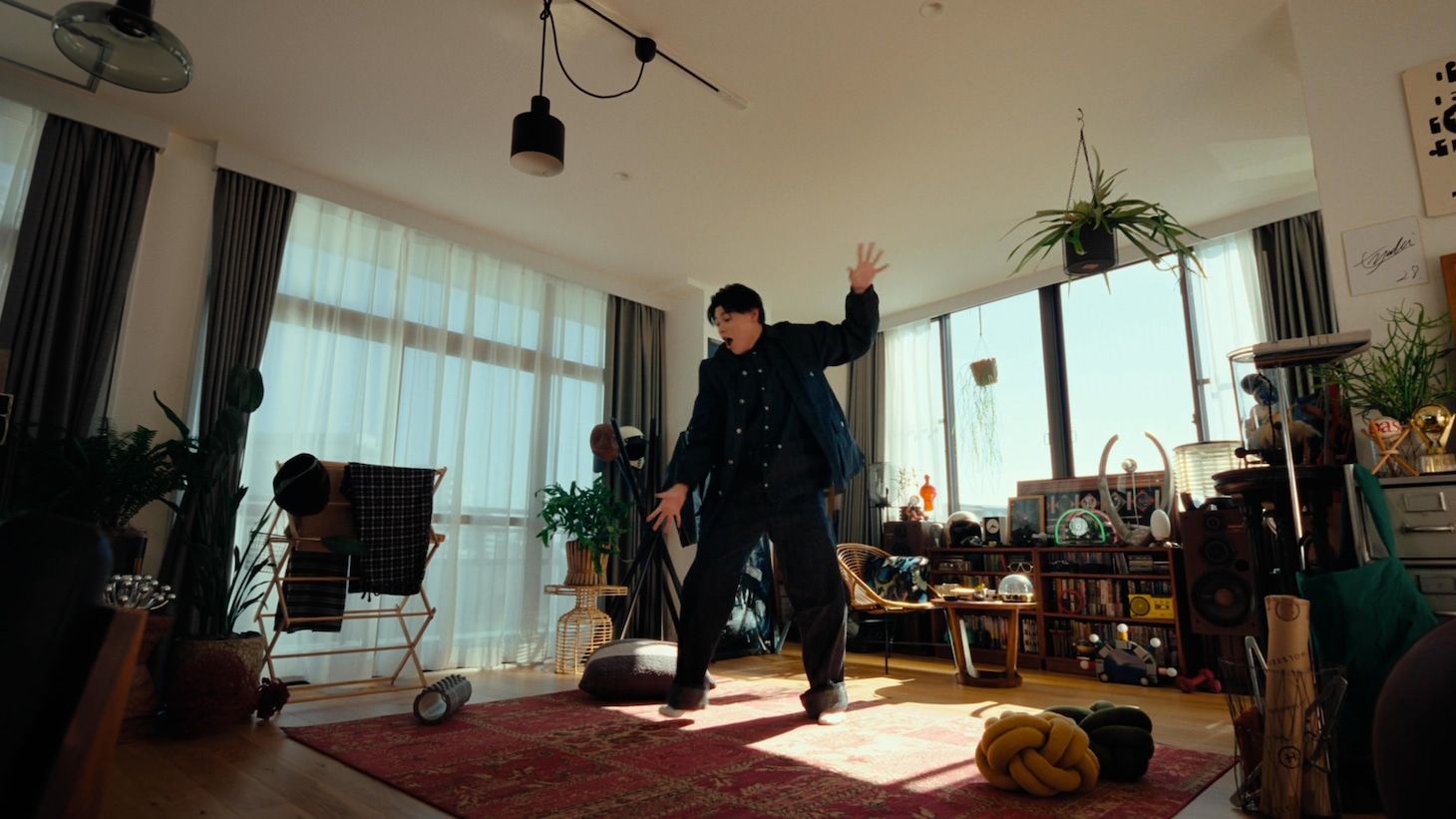 テレビCM「サン生のCM決まったよ」編より。