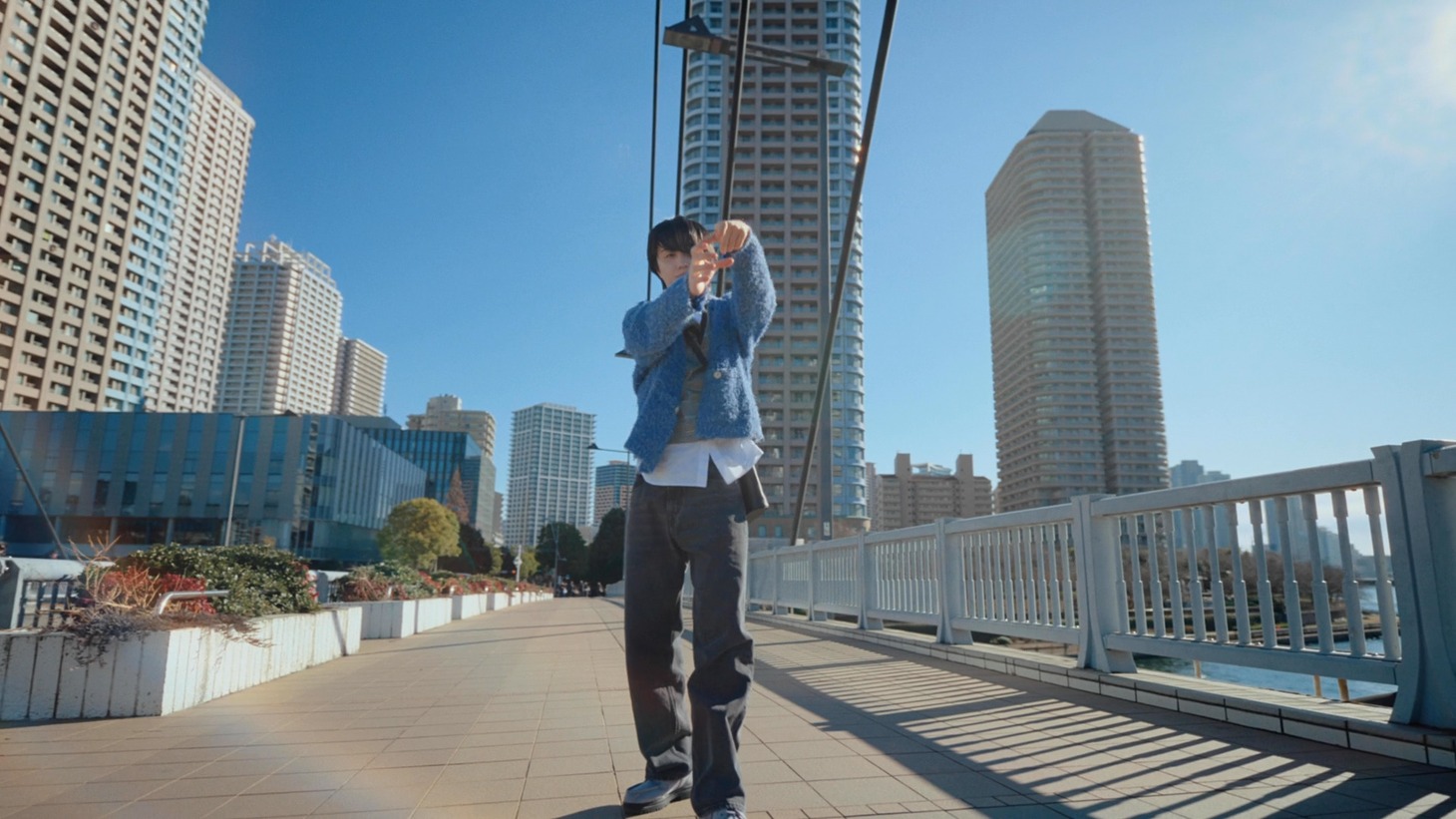 テレビCM「サン生のCM決まったよ」編より。