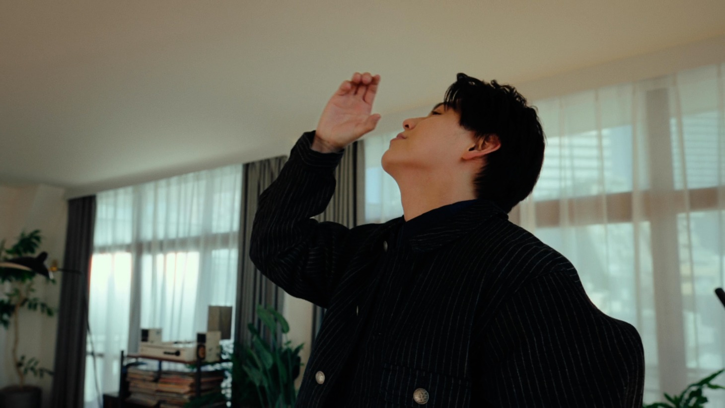 テレビCM「サン生のCM決まったよ」編より。