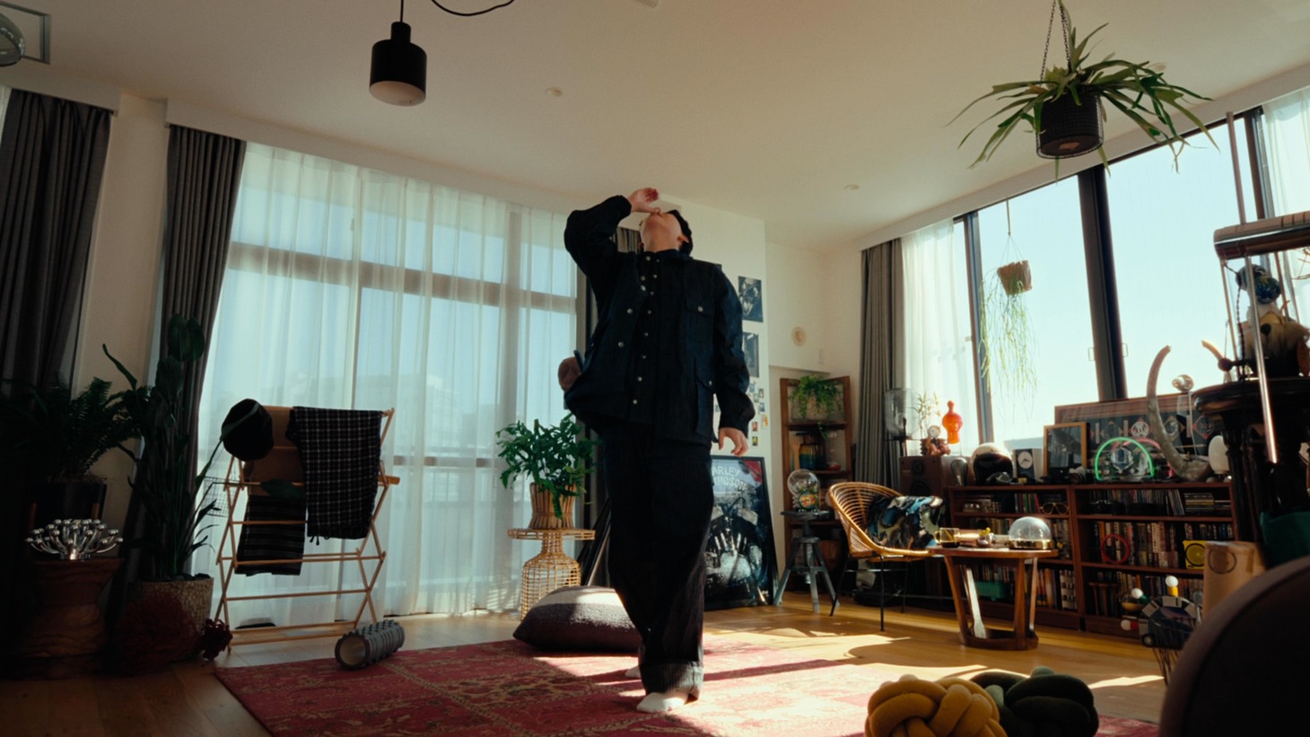 テレビCM「サン生のCM決まったよ」編より。