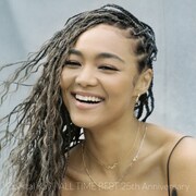 Crystal Kay「ALL TIME BEST 25th Anniversary」初回限定盤ジャケット