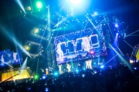 新しい学校のリーダーズとFANTASTICSメンバー。