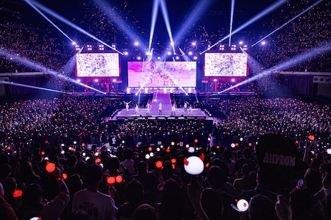 「2025 BABYMONSTER 1st WORLD TOUR『HELLO MONSTERS』」Kアリーナ横浜公演の様子。