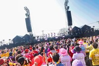 「ももクロ春の一大事2025 in 新発田市 ～新発田 新発見!?～」DAY1公演の様子。