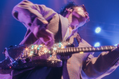 常田大希(Vo, G)(Photo by Kosuke Ito)