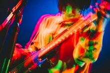 アユニ・D（B, Vo / PEDRO）（撮影：西槇太一）