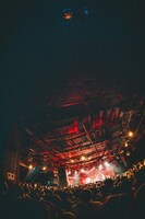 ZAZEN BOYS演奏中の様子。（撮影：西槇太一）