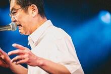 向井秀徳（Vo, G / ZAZEN BOYS）（撮影：西槇太一）