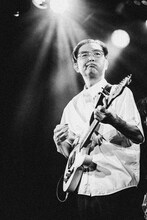 向井秀徳（Vo, G / ZAZEN BOYS）（撮影：西槇太一）