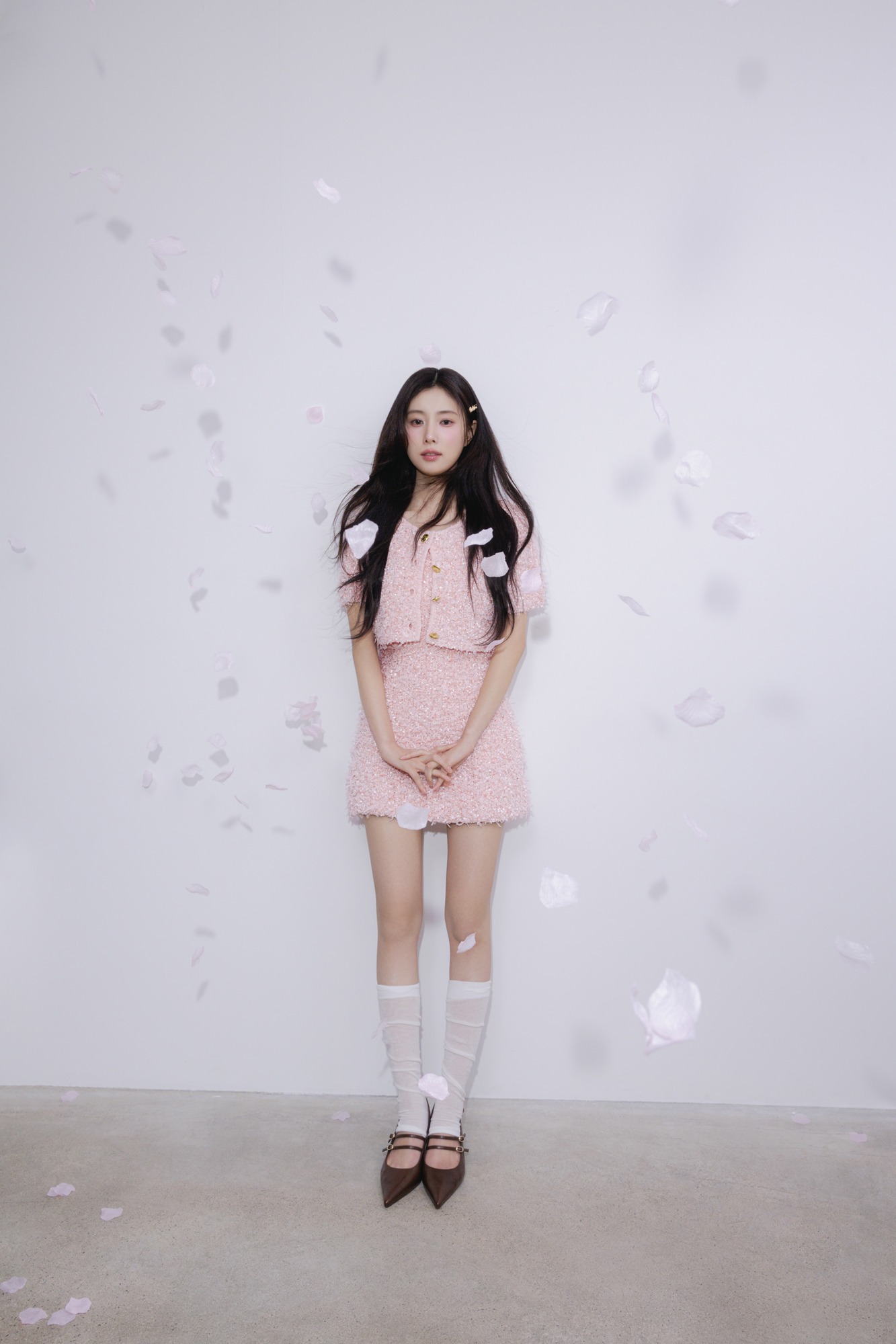 カン・ヘウォン（ex. IZ*ONE）。SNIDEL「2025 SUMMER COLLECTION」より。