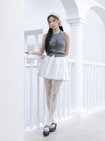 カン・ヘウォン（ex. IZ*ONE）。SNIDEL「2025 SUMMER COLLECTION」より。