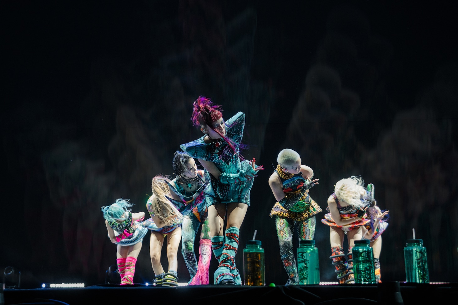 「Coachella Valley Music and Arts Festival」でのXGのライブの様子。
