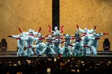 「Coachella Valley Music and Arts Festival」でのXGのライブの様子。