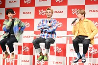 左から横山裕、大倉忠義、村上信五。