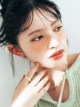 「美的」6月号に掲載される菅田愛貴（超ときめき♡宣伝部）のカット。