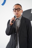 総合ディレクター佐藤卓