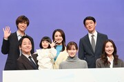 左から阿部亮平（Snow Man）、大森南朋、倉田瑛茉、平祐奈、北川景子、筒井道隆、仁村紗和。
