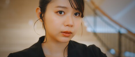 「真夜中の社内恋愛」に出演する金澤美穂。©日本テレビ