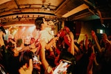 タクマ(Syn, G, Cho / SPARK!!SOUND!!SHOW!!)(撮影:かわどう)