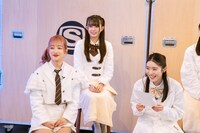 左から桜木心菜、小久保柚乃、風見和香。