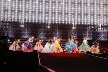 「私立恵比寿中学15th Anniversary大学芸会2025～LOVE&BRAVE～」の様子。