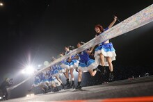 「私立恵比寿中学15th Anniversary大学芸会2025～LOVE&BRAVE～」の様子。