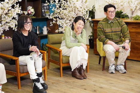 左からHISASHI、横澤夏子、ビビる大木。©テレビ東京