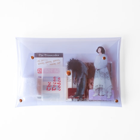 ドレスコーズ「†」数量限定特装盤のパッケージ。