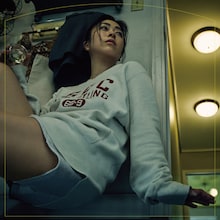 宇多田ヒカル「Mine or Yours」ジャケット