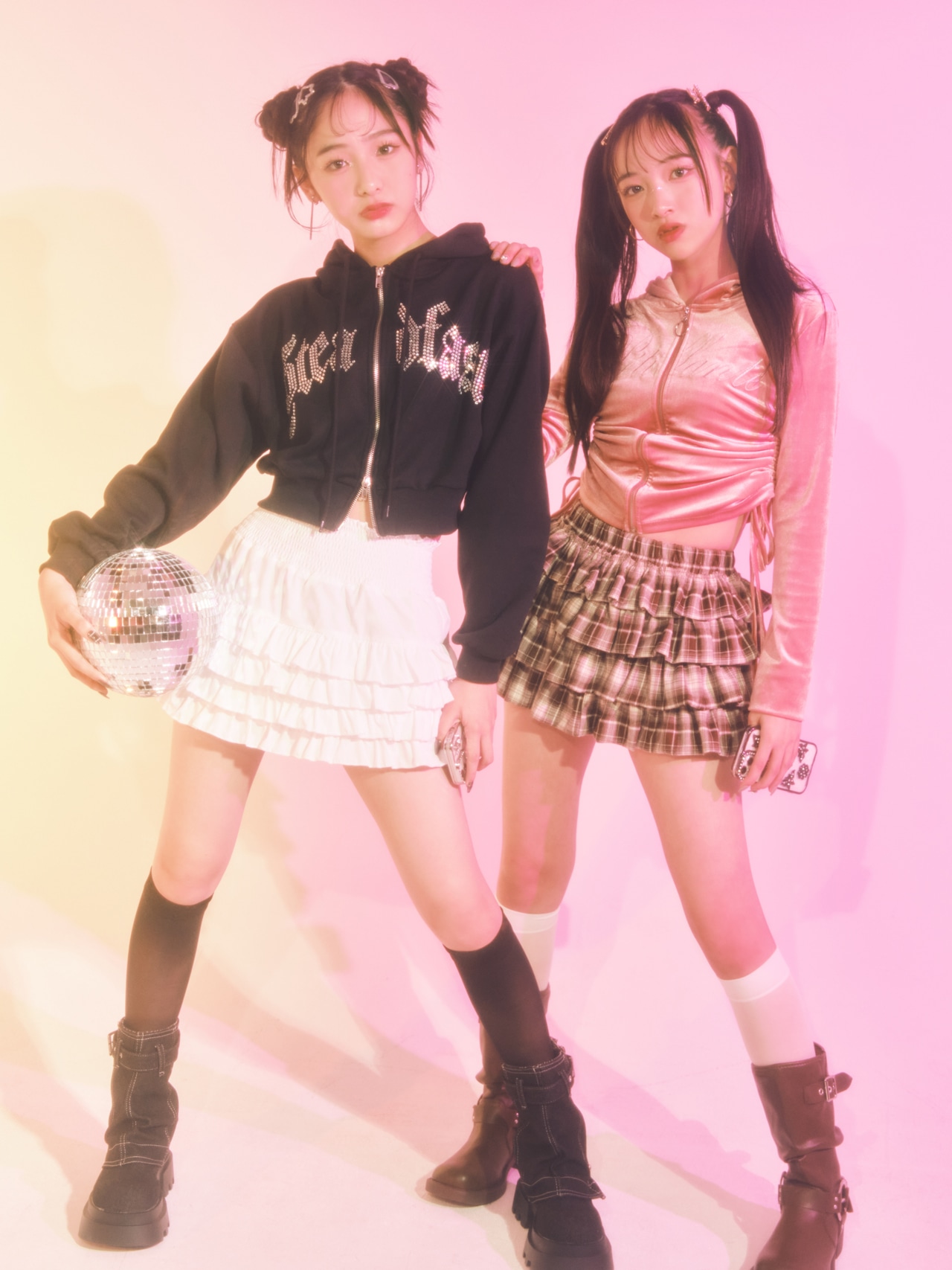 リコリリ「Ring☆Ring☆Ring」キービジュアル （Photo by Kusumoto Takaki）