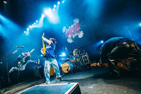 Mr.ふぉるてのライブの様子。（Photo by aoi）