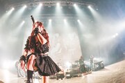 第3期LADYBABYによるライブの様子。（撮影：ポテヤマムラ）